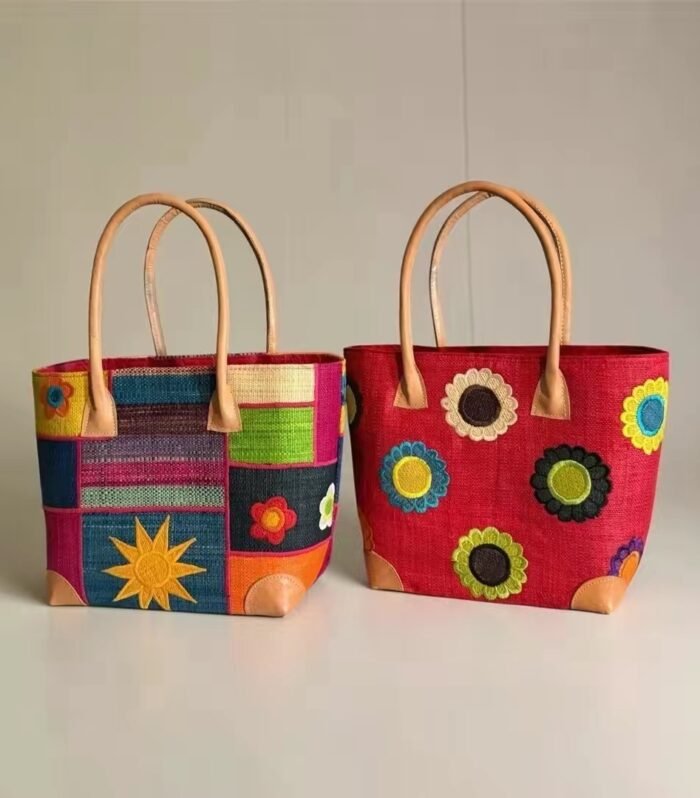 Handwoven Madagascar Raffia Floral Tote Bag- Handmade(Medium Small)